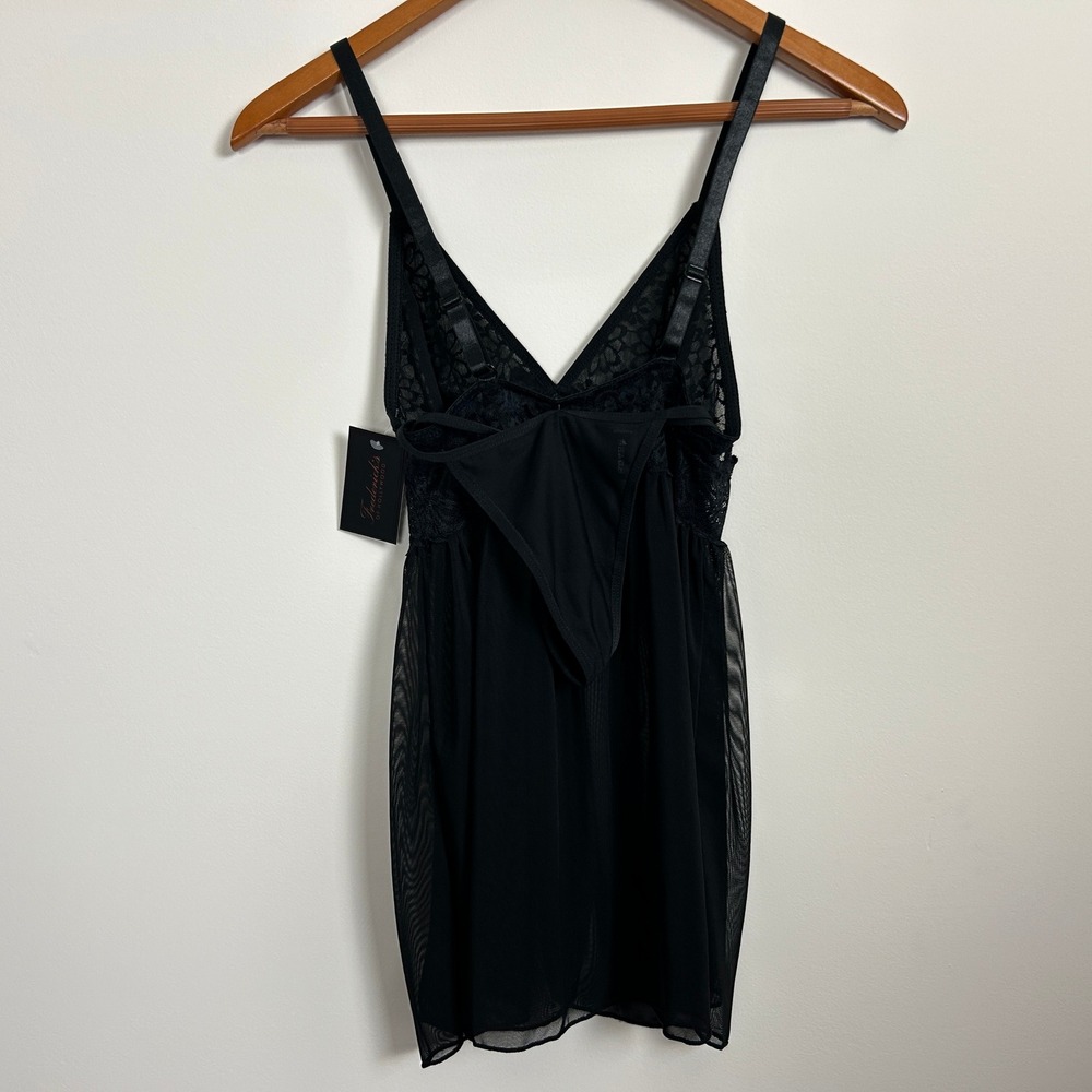 Fredericks of Hollywood Leslie Black Lace Chemise Thong Set Size M NWT - Picture 2 of 9